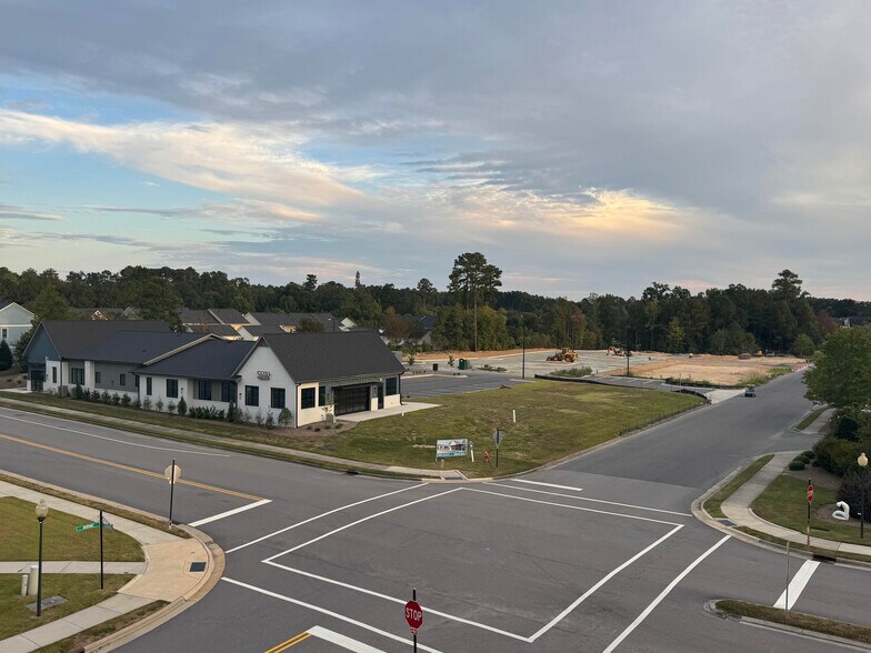 Primary Photo Of 50200 Governors Dr, Chapel Hill Unknown For Lease