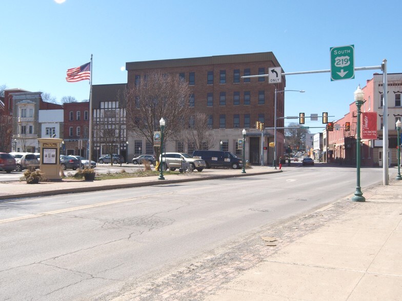 More Photos Of 2 E Long Ave, Dubois Coworking Space