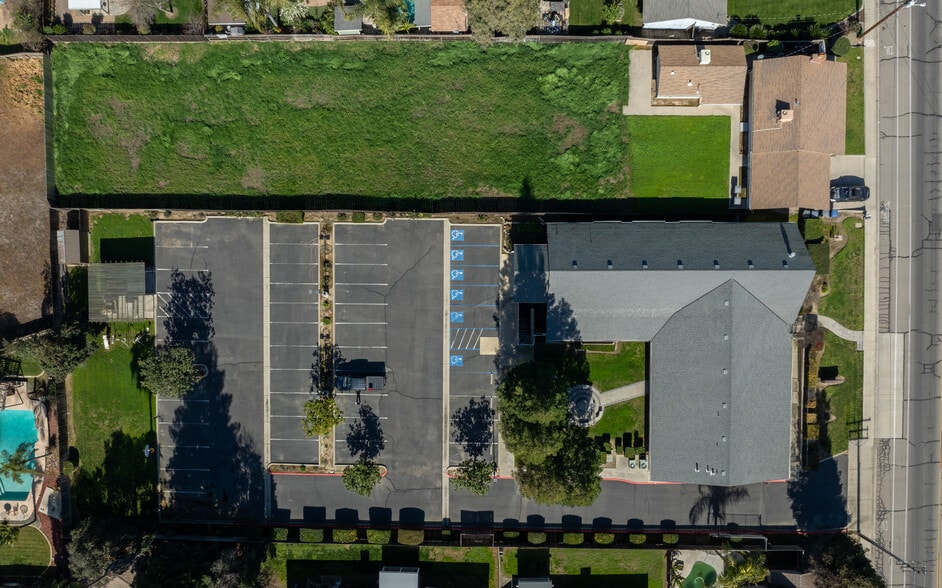 More Photos Of 2127 S Giddings St, Visalia Religious Facility For Sale