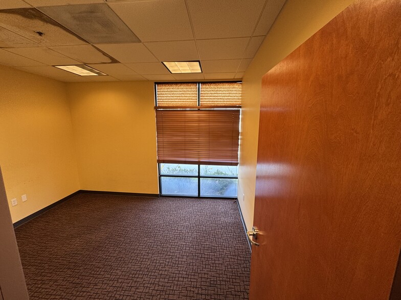 More Photos Of 16611 E Yorba Linda Blvd, Yorba Linda Medical For Sale