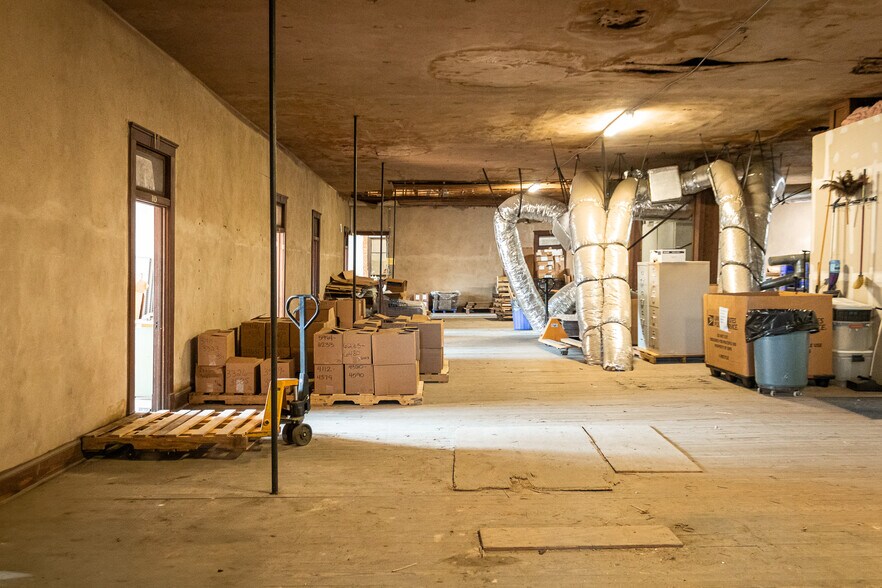 More Photos Of 123 William J Bryan Parkway, Bryan Warehouse For Sale