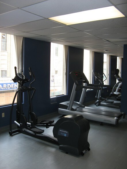 More Photos Of 45 Carlton St, Toronto Multifamily For Sale