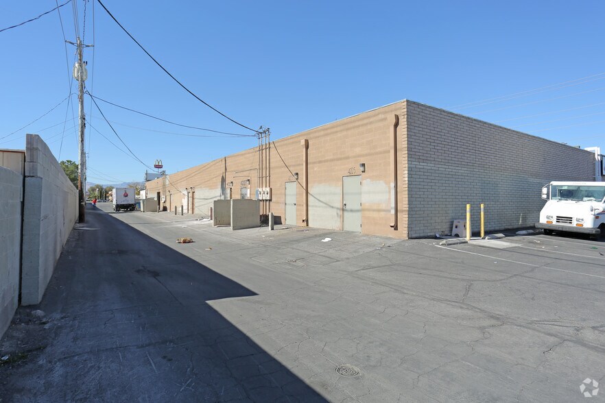 More Photos Of 4225-4237 W Sahara Ave, Las Vegas Freestanding For Lease