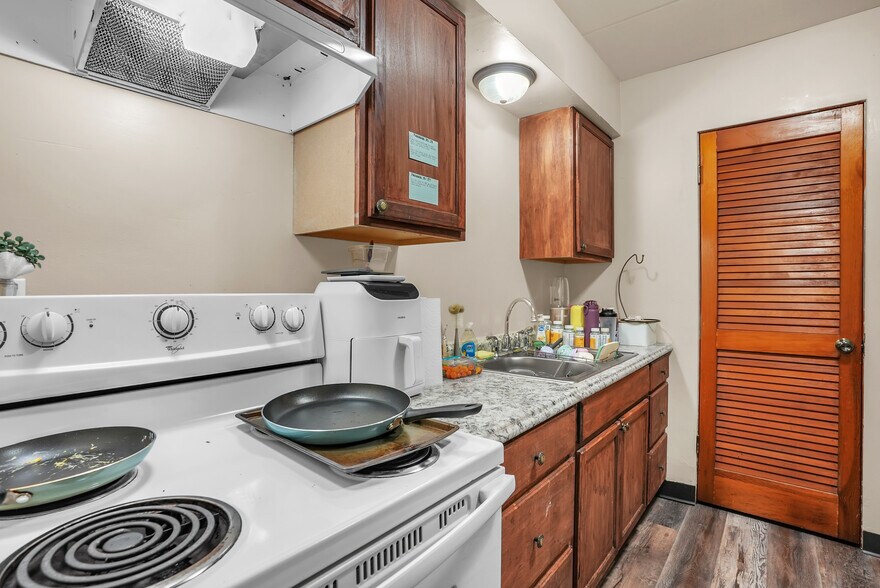 More Photos Of 6922 Columbia ave, Hammond Multifamily For Sale