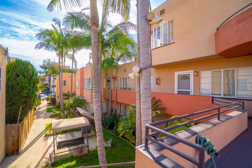 More Photos Of 1149 E 1st St, Long Beach Apartments For Sale