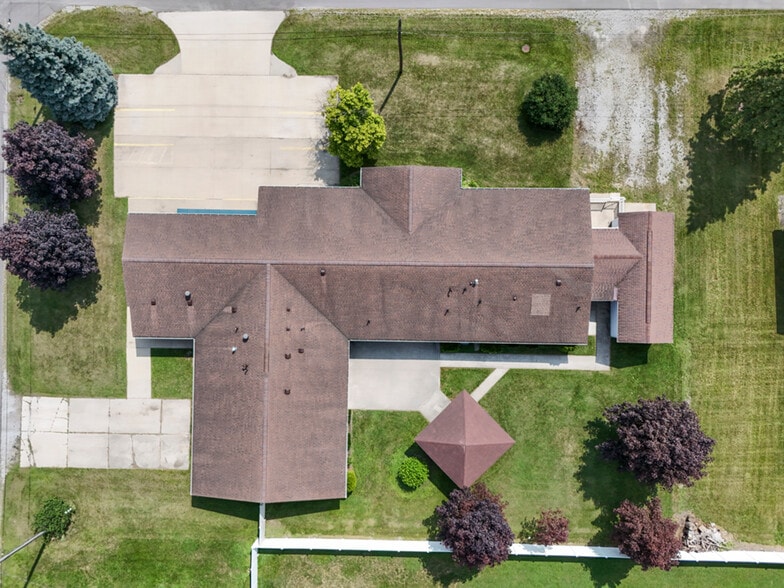 More Photos Of 200 S 4th St, Kawkawlin Assisted Living For Sale