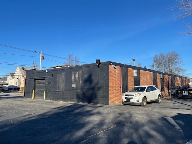 More Photos Of 975 Charles St, North Providence Industrial For Lease