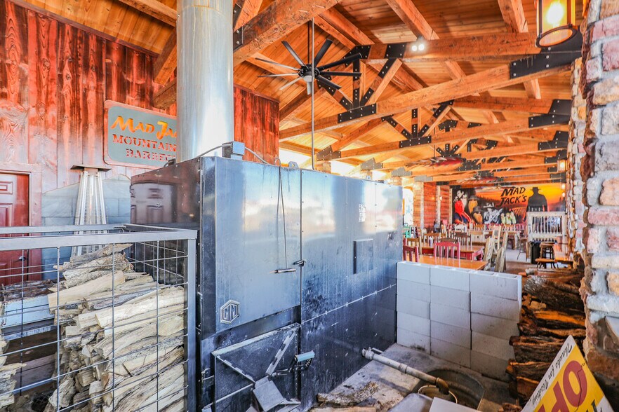 More Photos Of 105 James Canyon Highway, Cloudcroft Restaurant For Sale