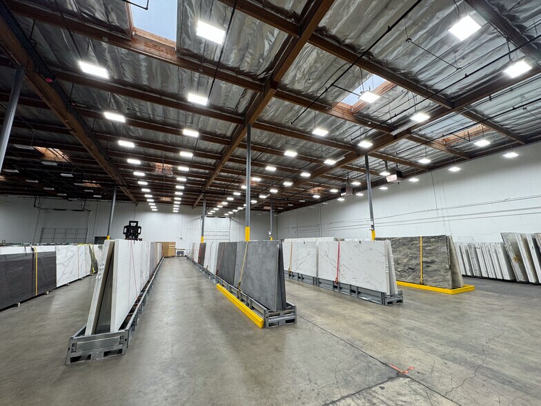 More Photos Of 1224-1226 Andover Park E, Tukwila Warehouse For Lease