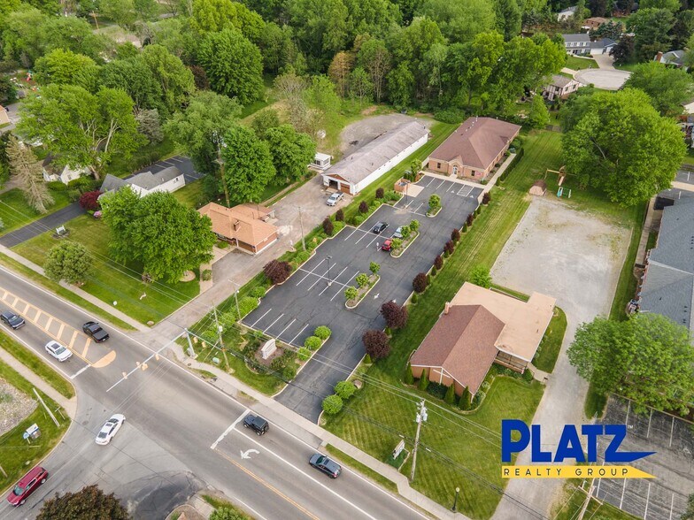 More Photos Of 8828 E Market St, Warren Medical For Lease