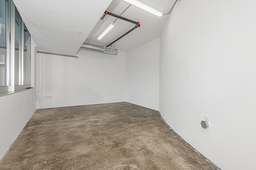 More Photos Of 1200 West Ave, Miami Beach Apartments For Sale