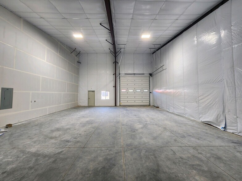 More Photos Of 13608 W Highway 53, Rathdrum Flex For Lease