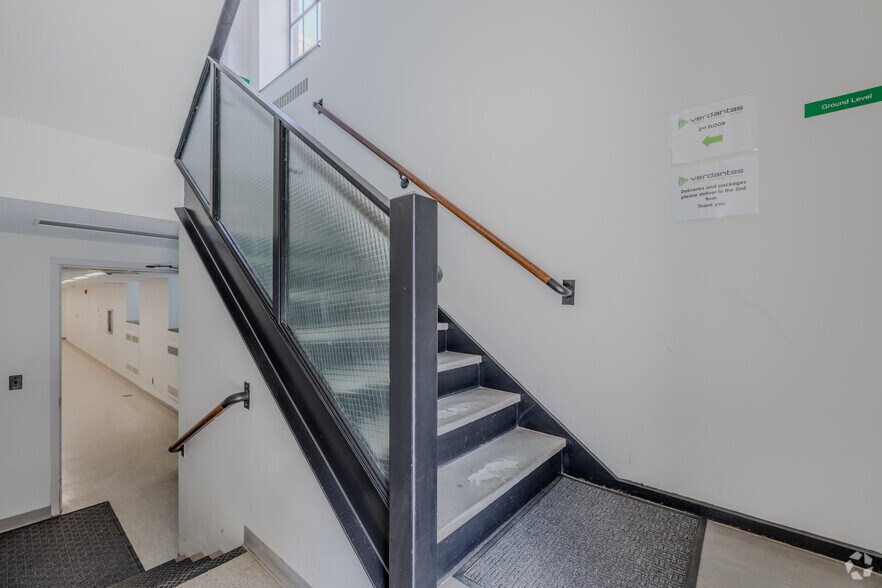 More Photos Of 200 Court St, Middletown Office For Lease