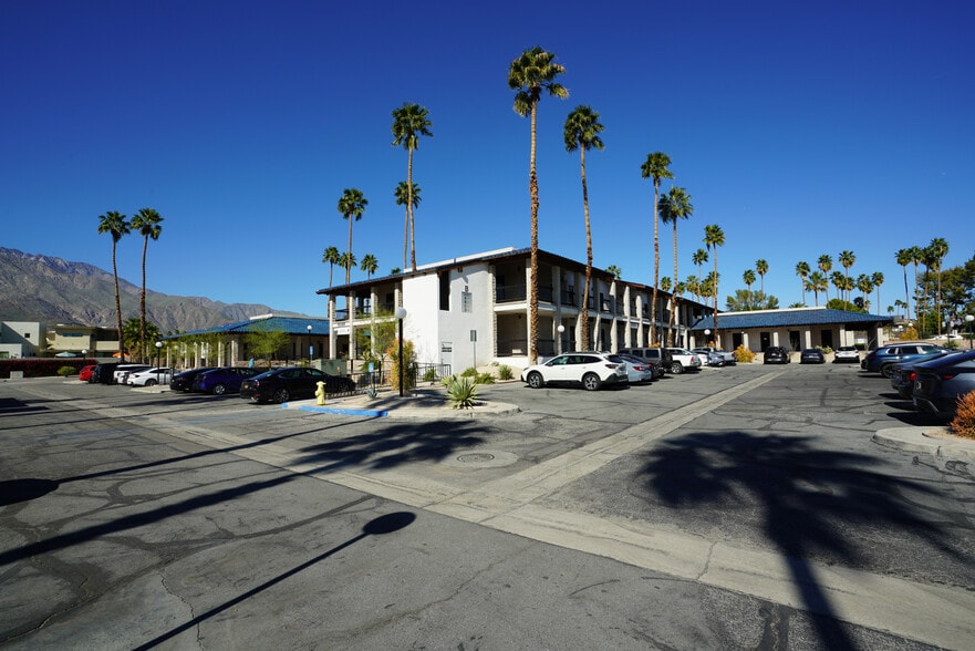 More Photos Of 2825 E Tahquitz Canyon Way, Palm Springs Medical For Sale