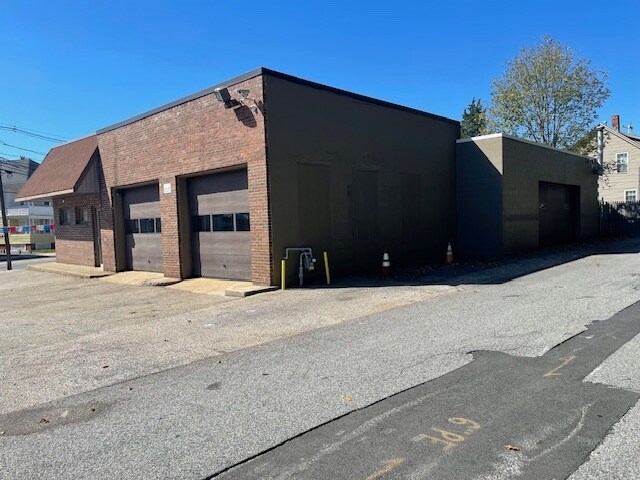 More Photos Of 1885 Smith St, North Providence Industrial For Lease