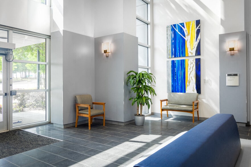 More Photos Of 2020 W State Highway 114, Grapevine Medical For Lease