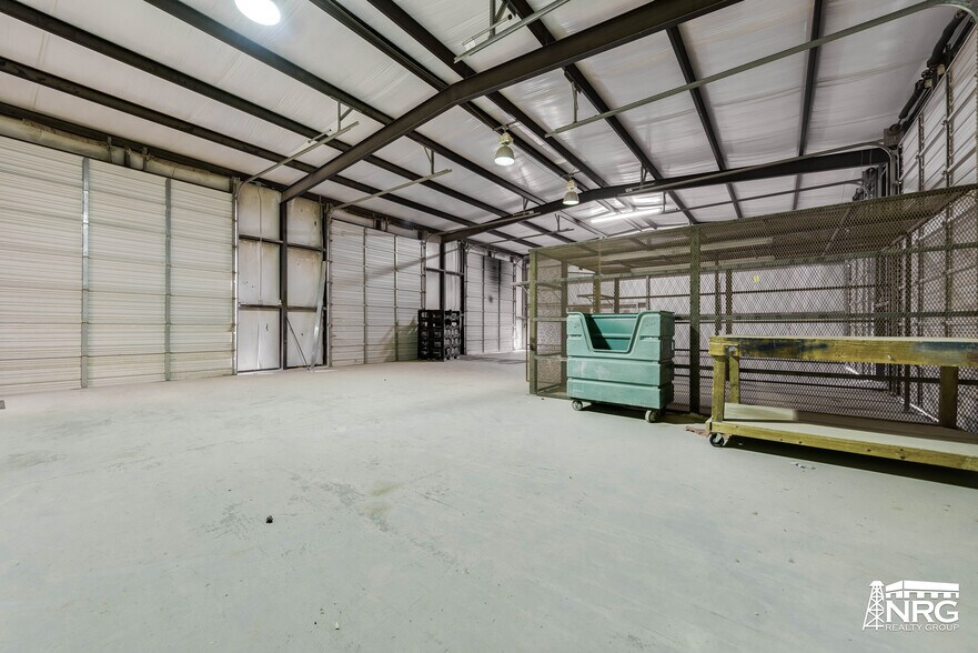 More Photos Of 13100 State Highway 191, Midland Manufacturing For Lease