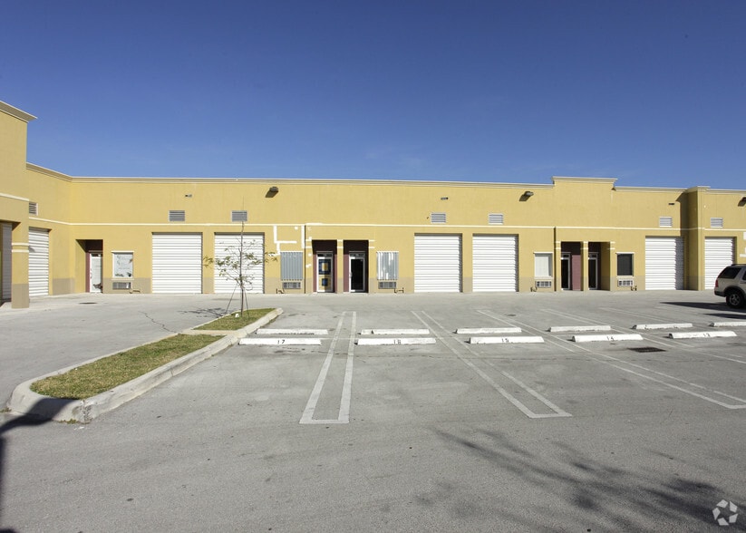More Photos Of 15075 SW 137th St, Miami Warehouse For Lease