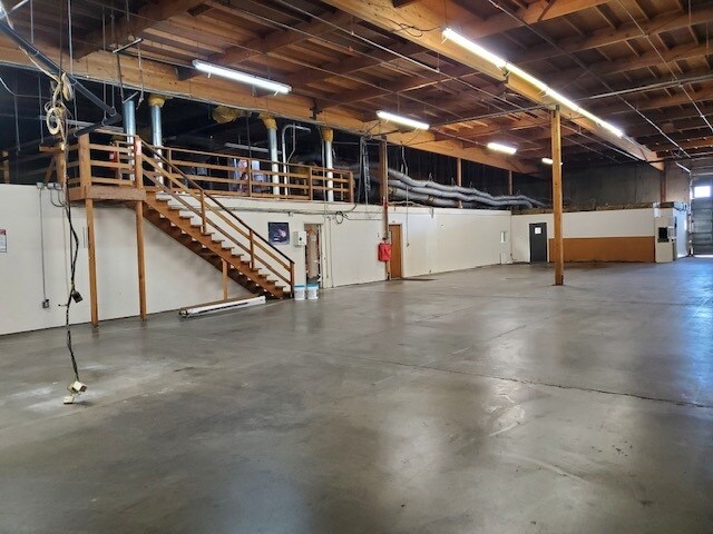 More Photos Of 2438 Radley Ct, Hayward Warehouse For Lease