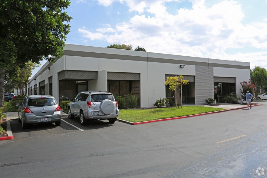 More Photos Of 2600 Walnut Ave, Tustin Unknown For Lease