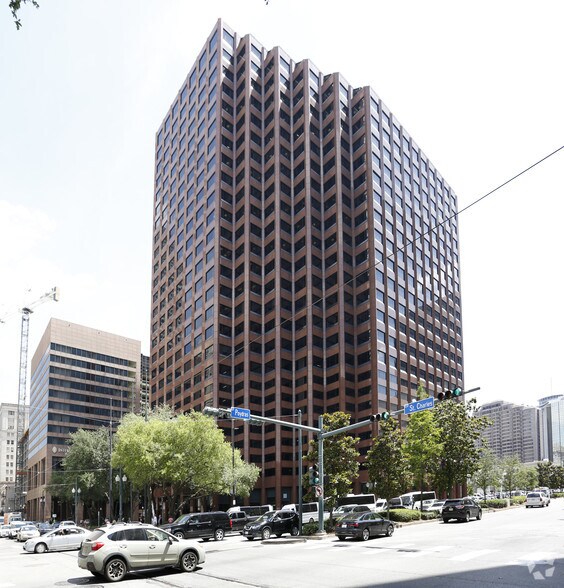 More Photos Of 601 Poydras St, New Orleans Office Residential For Lease