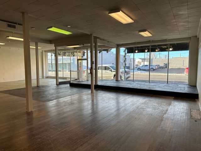 More Photos Of 237 E Center St, Pocatello Storefront Retail Office For Sale