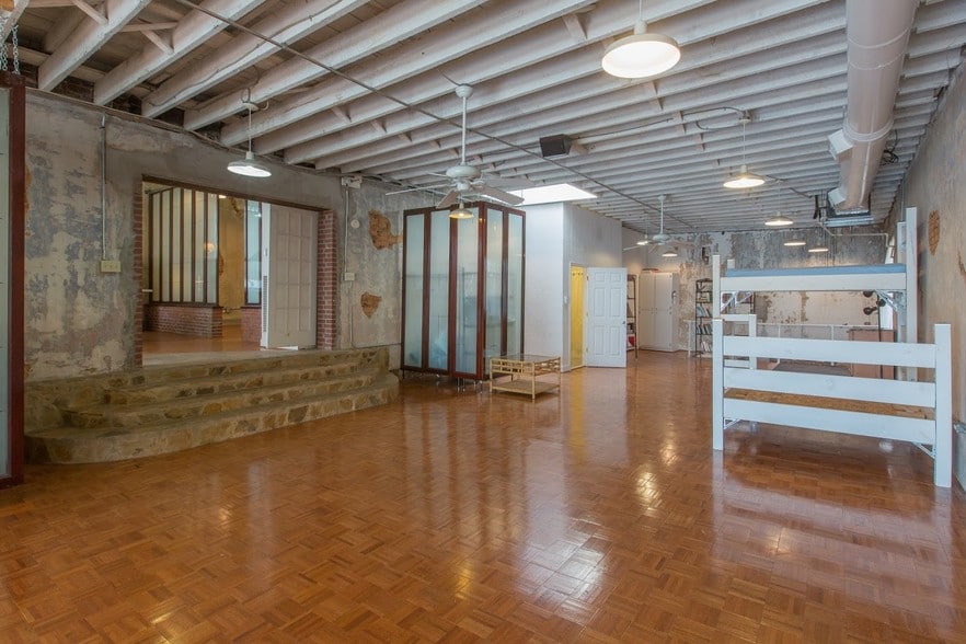 More Photos Of 111 Broad St SW, Atlanta Storefront Retail Office For Lease