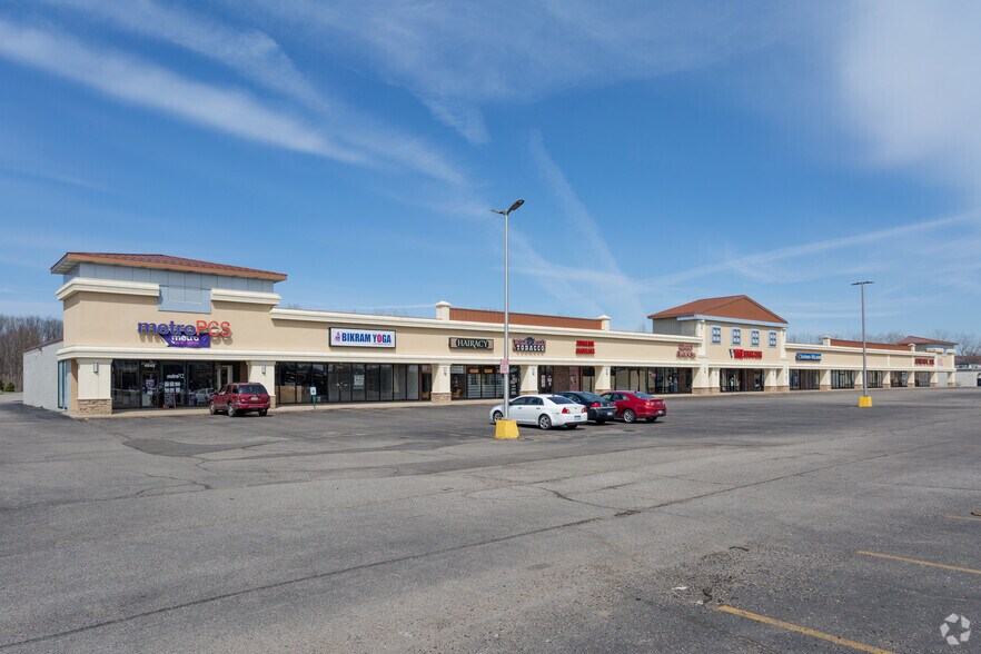 Primary Photo Of 4545-4605 28th St SE, Grand Rapids Unknown For Lease