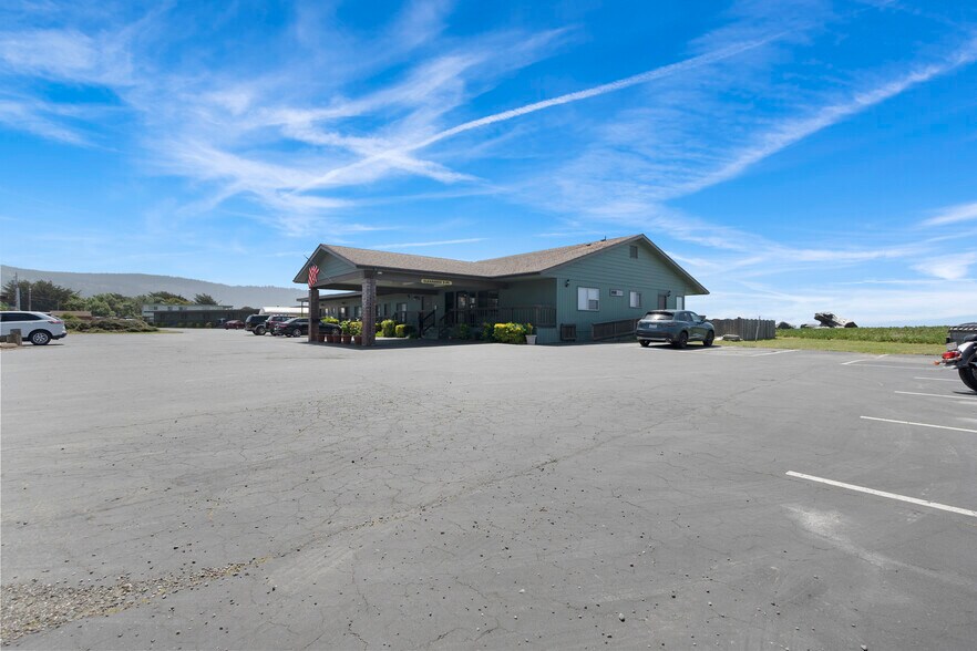 More Photos Of 1455 US Highway 101 S, Crescent City Hotel For Sale