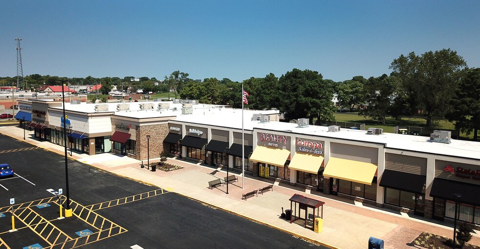 More Photos Of 712 Cambridge Plz, Cambridge Unknown For Lease