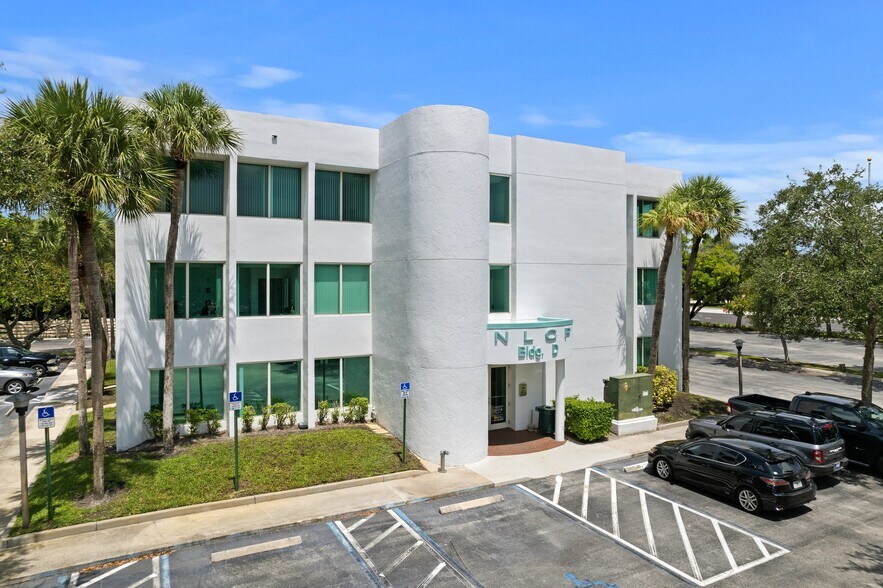 More Photos Of 8895 N Military Trl, Palm Beach Gardens Unknown For Lease