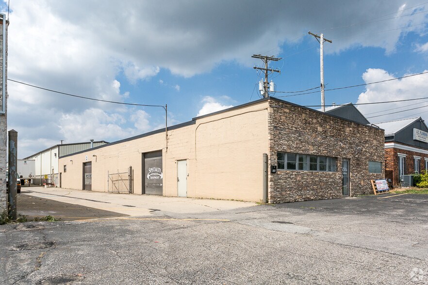 More Photos Of 5188 Richmond Rd, Bedford Heights Manufacturing For Lease