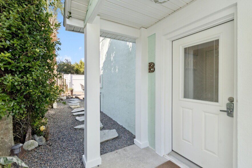 More Photos Of 627 N Fletcher Ave, Fernandina Beach Multifamily For Sale