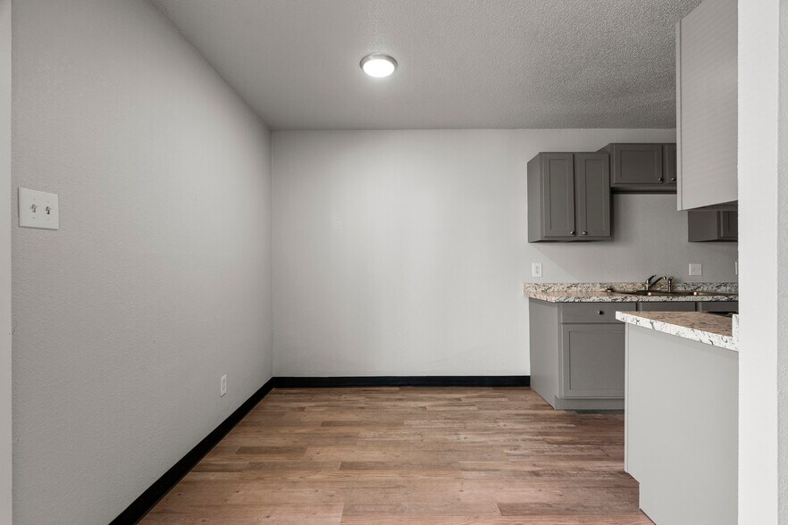 More Photos Of 1805 S Y St, Fort Smith Apartments For Sale