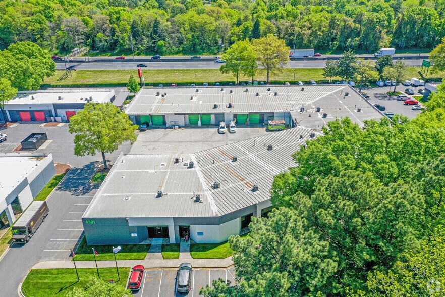 More Photos Of 4301 Stuart Andrew Blvd, Charlotte Light Distribution For Lease