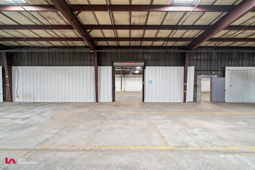 More Photos Of 981-983 Industrial Park Dr, Marietta Warehouse For Sale