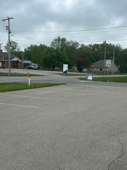 More Photos Of 102 W Lawrence St, Kearney Freestanding For Sale