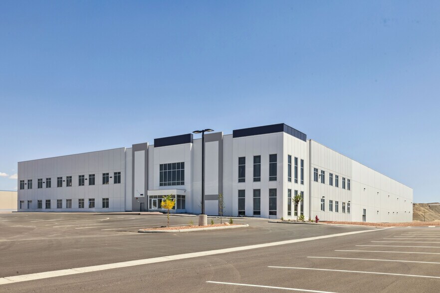 Primary Photo Of 1450 E Venture Dr, Saint George Manufacturing For Sale