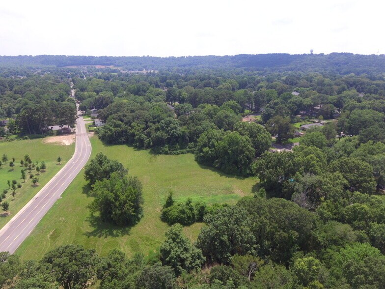 More Photos Of S Vancouver Ave @ W Main, Russellville Land For Sale