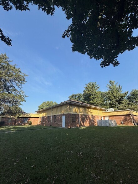 More Photos Of 1329 Kimery Dr, High Point Specialty For Sale