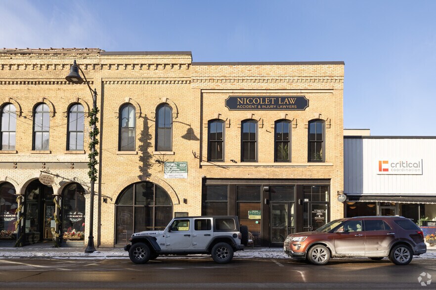 Primary Photo Of 517 2nd St, Hudson Storefront Retail Office For Sale