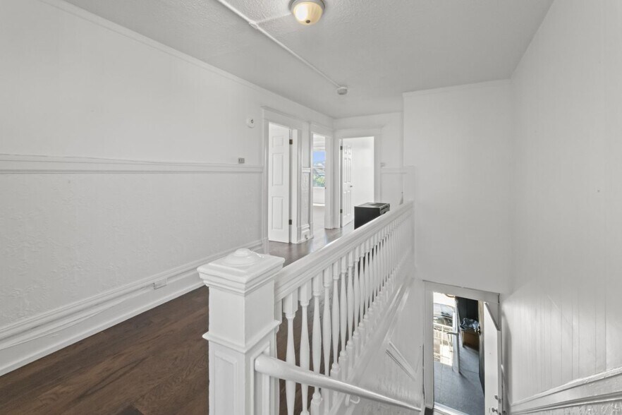 More Photos Of 131 Richland Ave, San Francisco Apartments For Sale