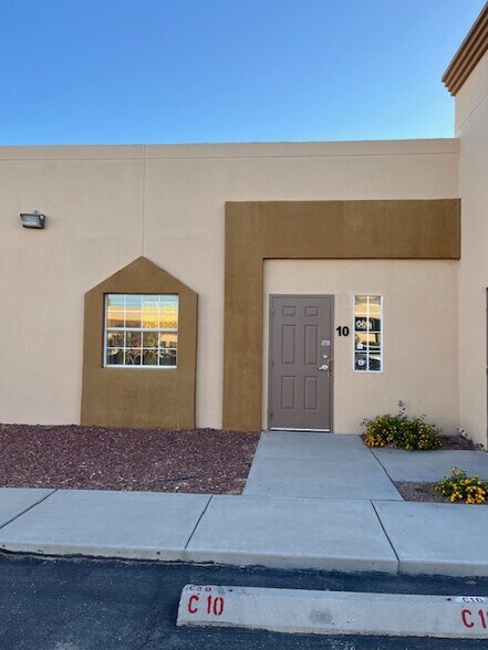 More Photos Of 11601 Pellicano Dr, El Paso Unknown For Lease