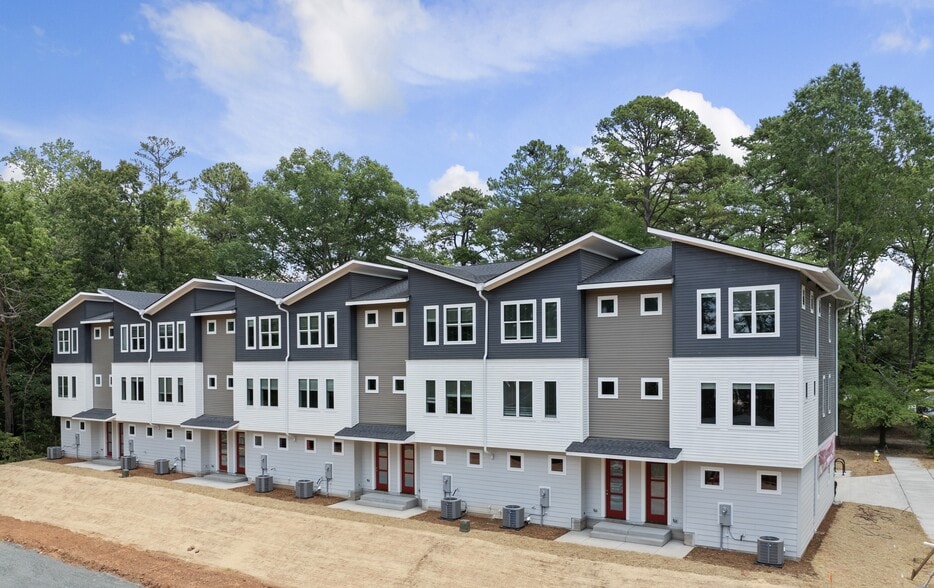 Primary Photo Of 4204 Reavis Rd, Raleigh Multifamily For Sale