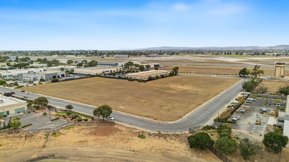 More Photos Of 755 La Guardia St, Salinas Land For Sale