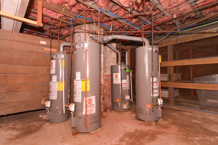 More Photos Of 35 Lafayette St, Worcester Apartments For Sale