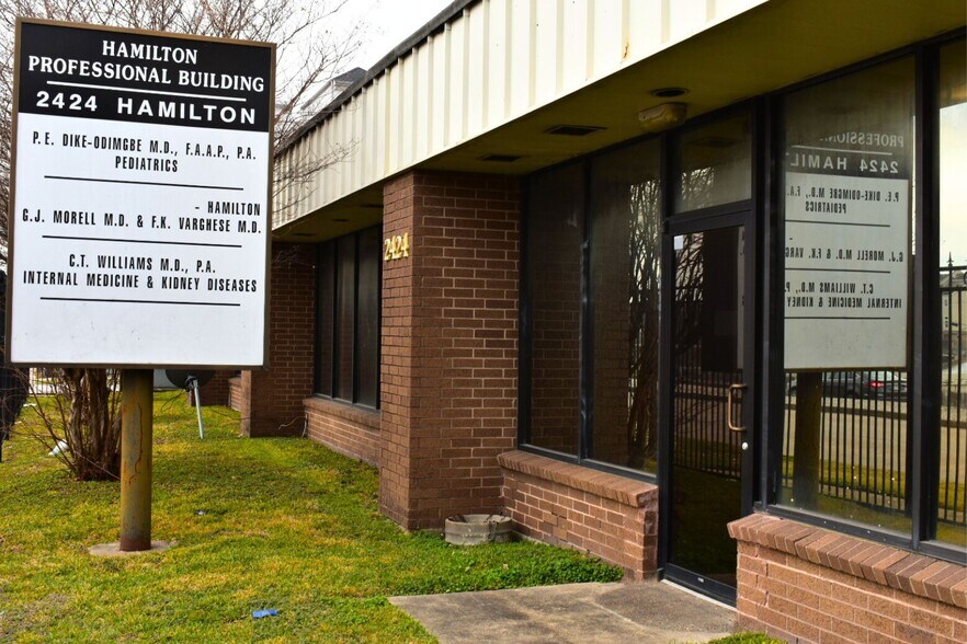 More Photos Of 2424 Hamilton St, Houston Medical For Lease