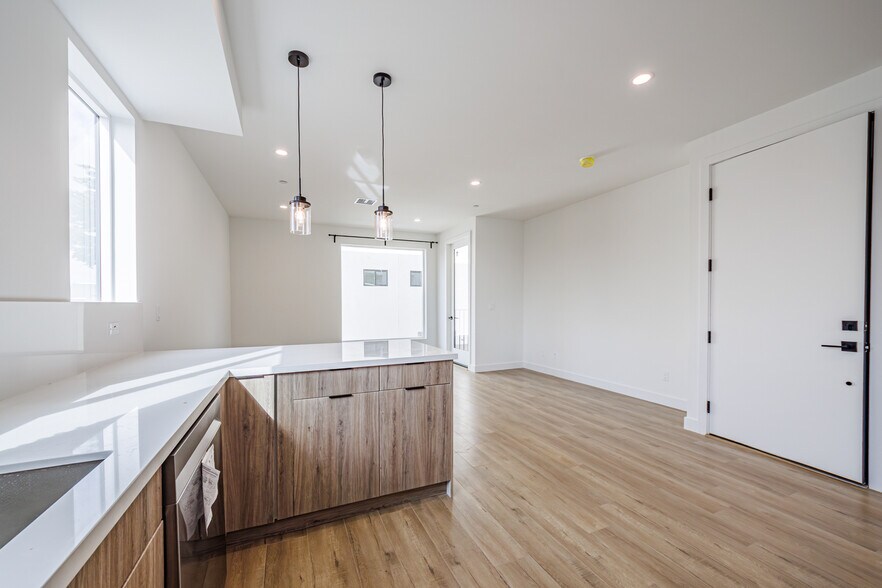 More Photos Of 4514 Lomita St, Los Angeles Multifamily For Sale