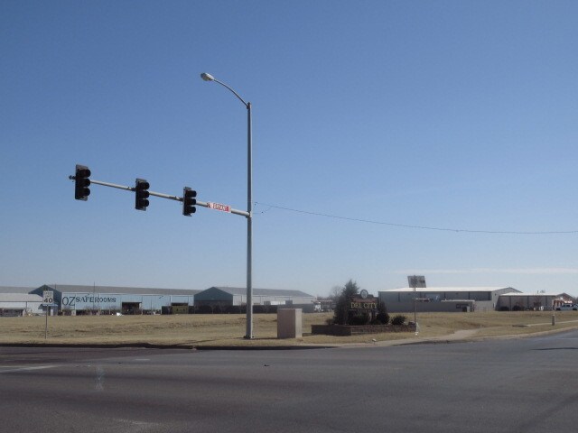 Primary Photo Of 0 SE 29TH St, Del City Land For Sale