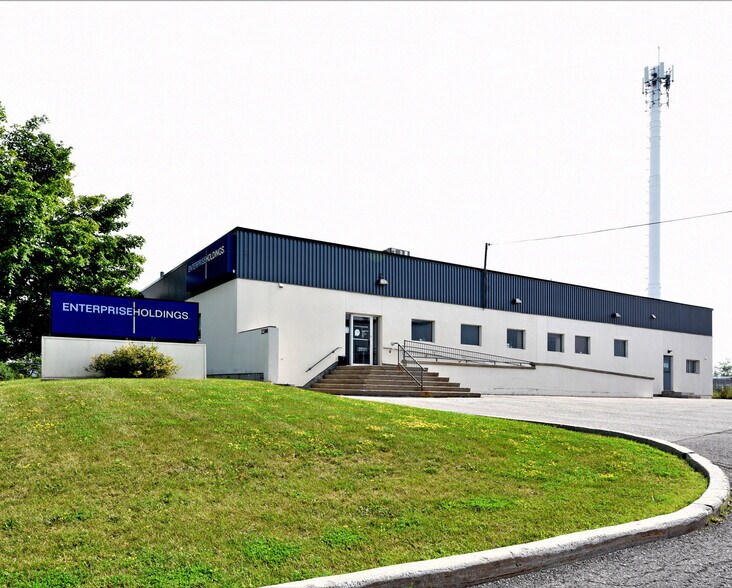 Primary Photo Of 2300 Stevenage Dr, Ottawa Office For Lease